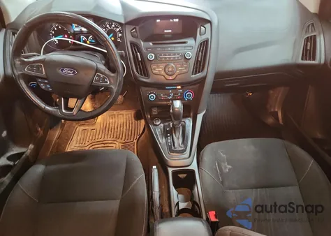 2016 Ford Focus Se z USA, uszkodzony, nr VIN 1FADP3F22GL365429